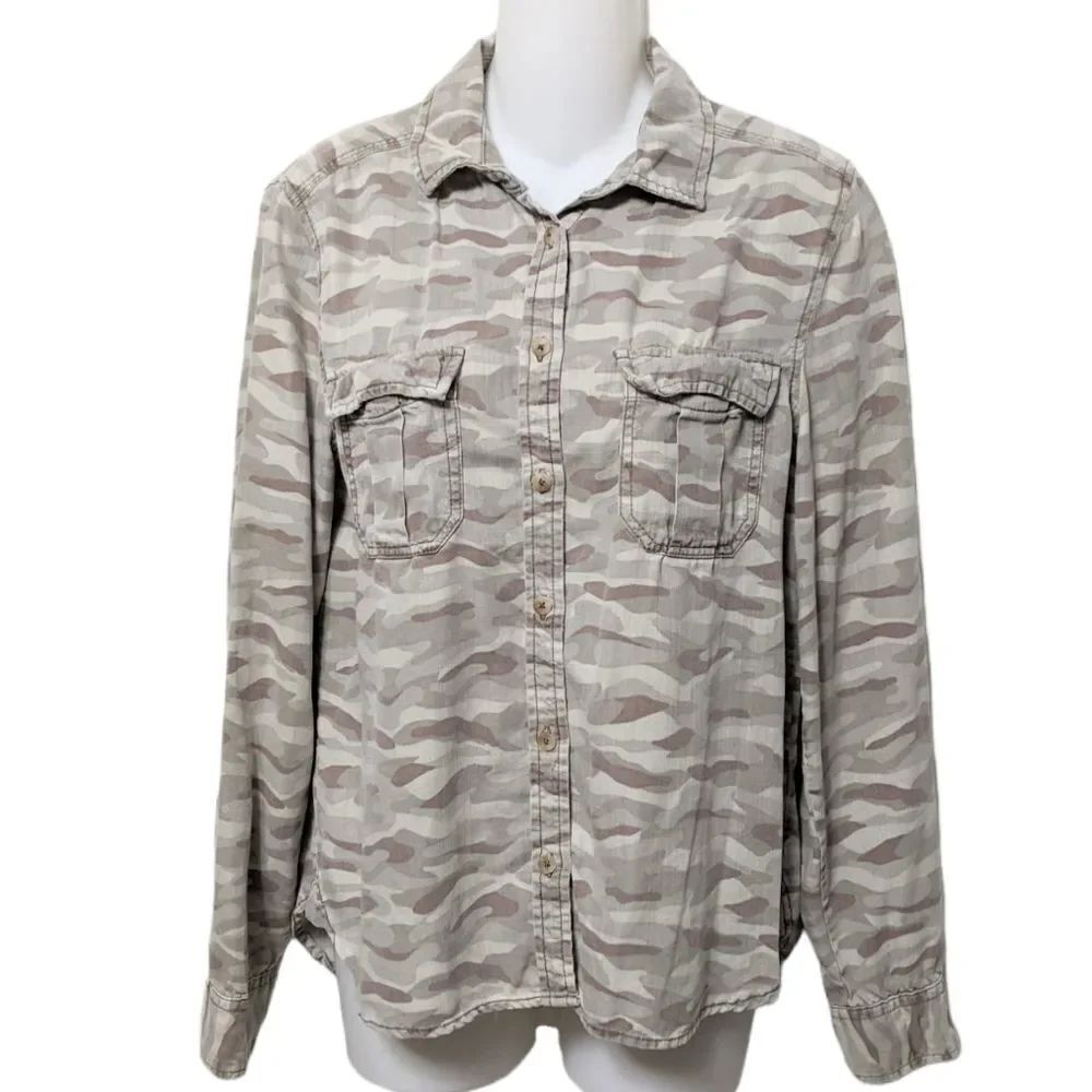 AMERICAN EAGLE Camo 100% Lyocell Button Front Shirt M